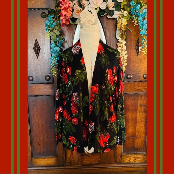 Cyrus Sweaters - 2X Black Cardigan with Red flowers